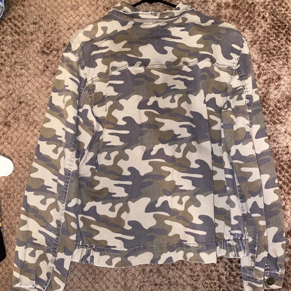 jacket! - Picture 3 of 4